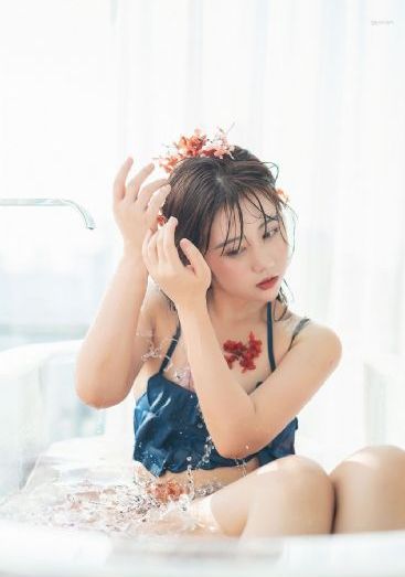 亚洲av综合色无码国产精品区卡_BD国语免费观看最新