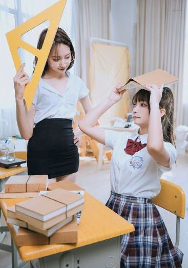 美日韩免费_DVD在线视频播放