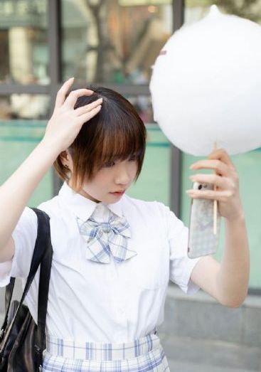 欧美明星冬街拍_HD高清视频观看