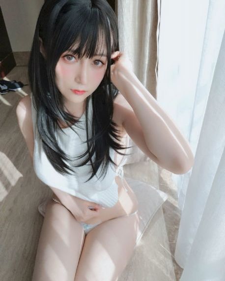亚洲日韩欧美在线11p_无删减完整版在线观看