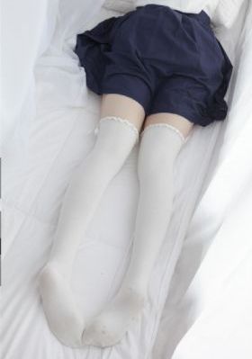 国产高档羽绒服品牌_高清免费高清观看
