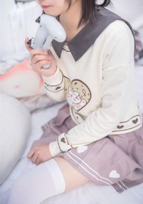成人伦理视频三美女_1080P在线播放