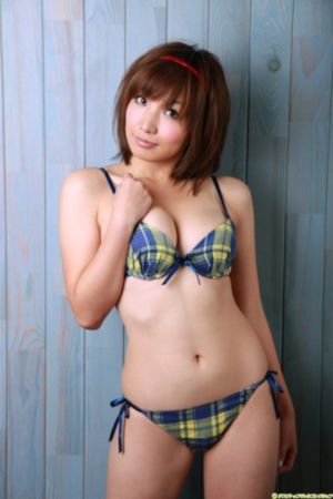 欧美头像高冷男中分_1080免费全集观看
