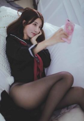日日添天天做天天爱_高清直播在线观看